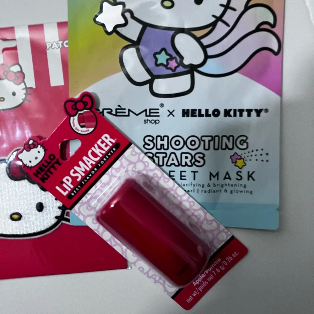 Hello Kitty Lip Smacker/Mask/Patch - Picture 8 of 9